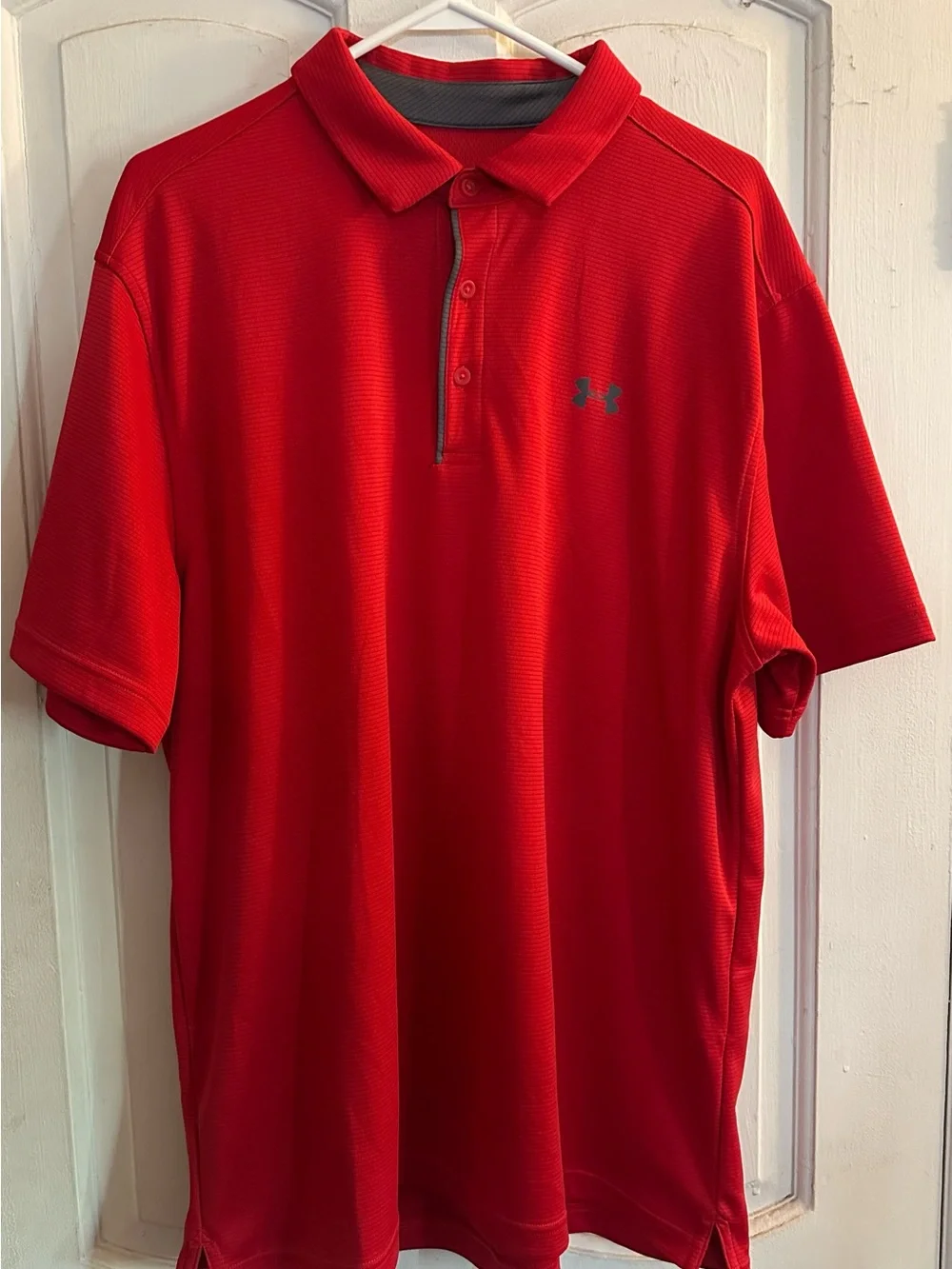Bundle of 3 name brand Mens Golf Shirts